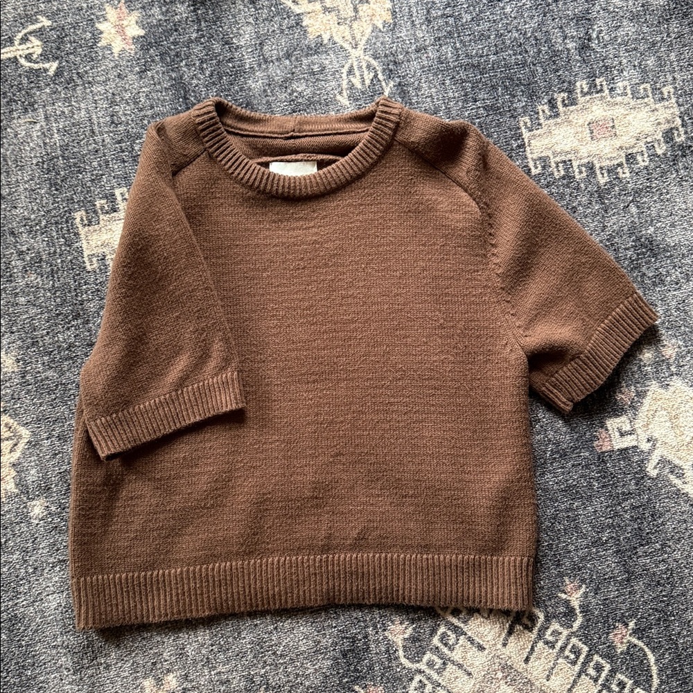 Abercrombie  Short Drop Sleeve Sweater. Size M.